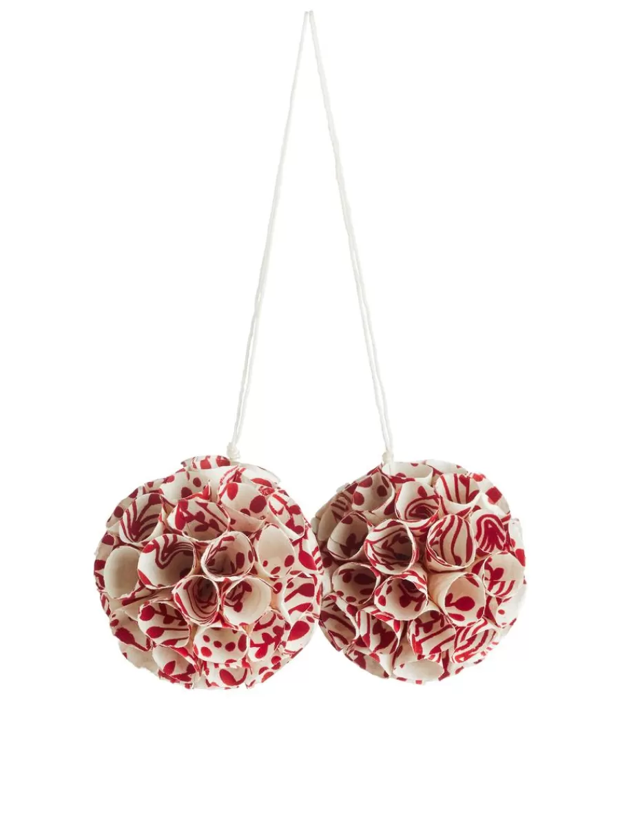 Clearance ARKET A World Of Craft Paper Ornaments Set Of 2 Off White/Red