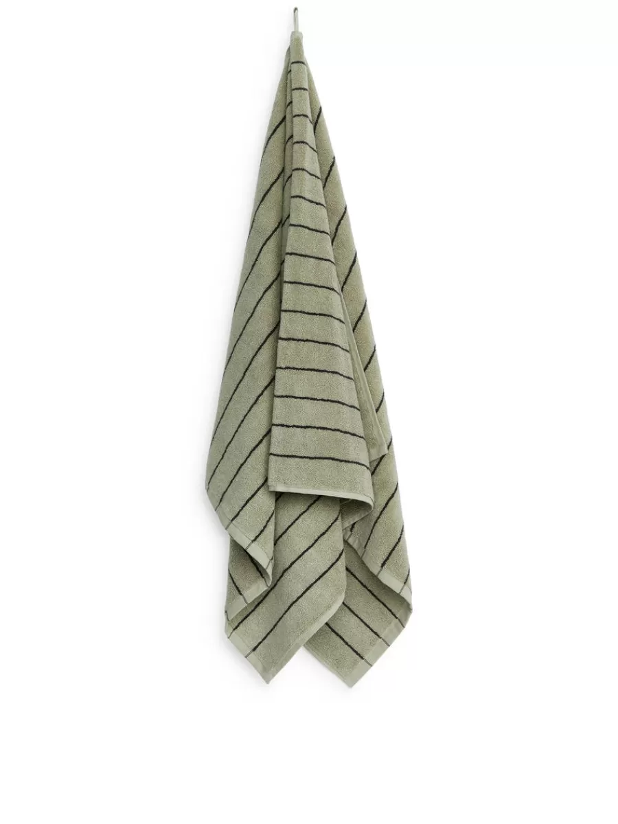 Shop ARKET Bath Towel 70 X 140 Cm Sage/Black
