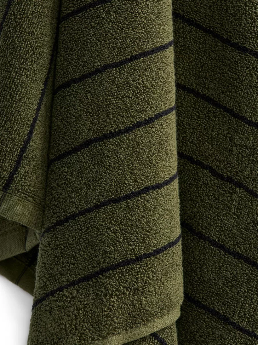 Flash Sale ARKET Bath Towel 70 X 140 Cm Dark Green/Black