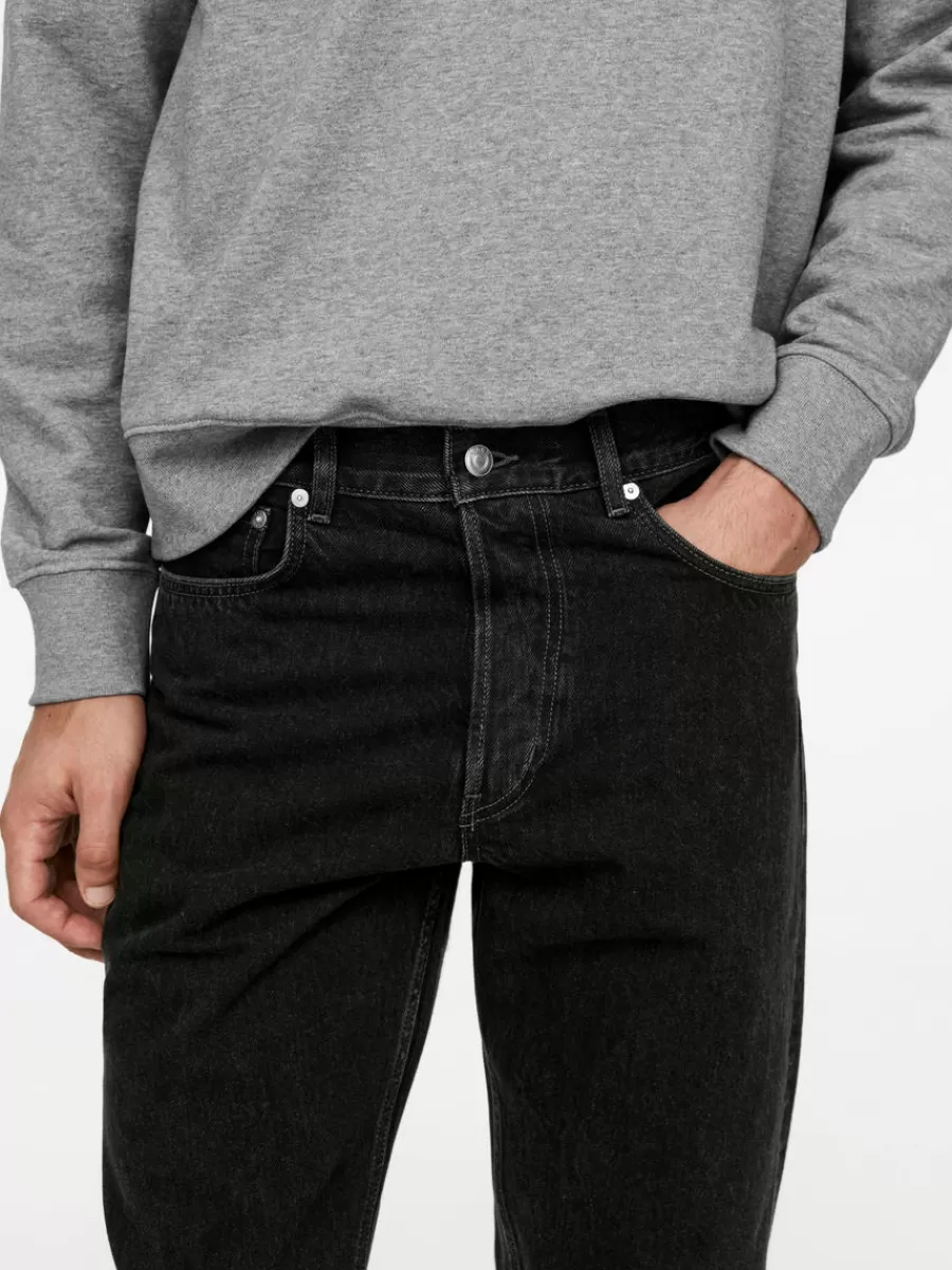 New ARKET COAST Relaxed Tapered Jeans Black