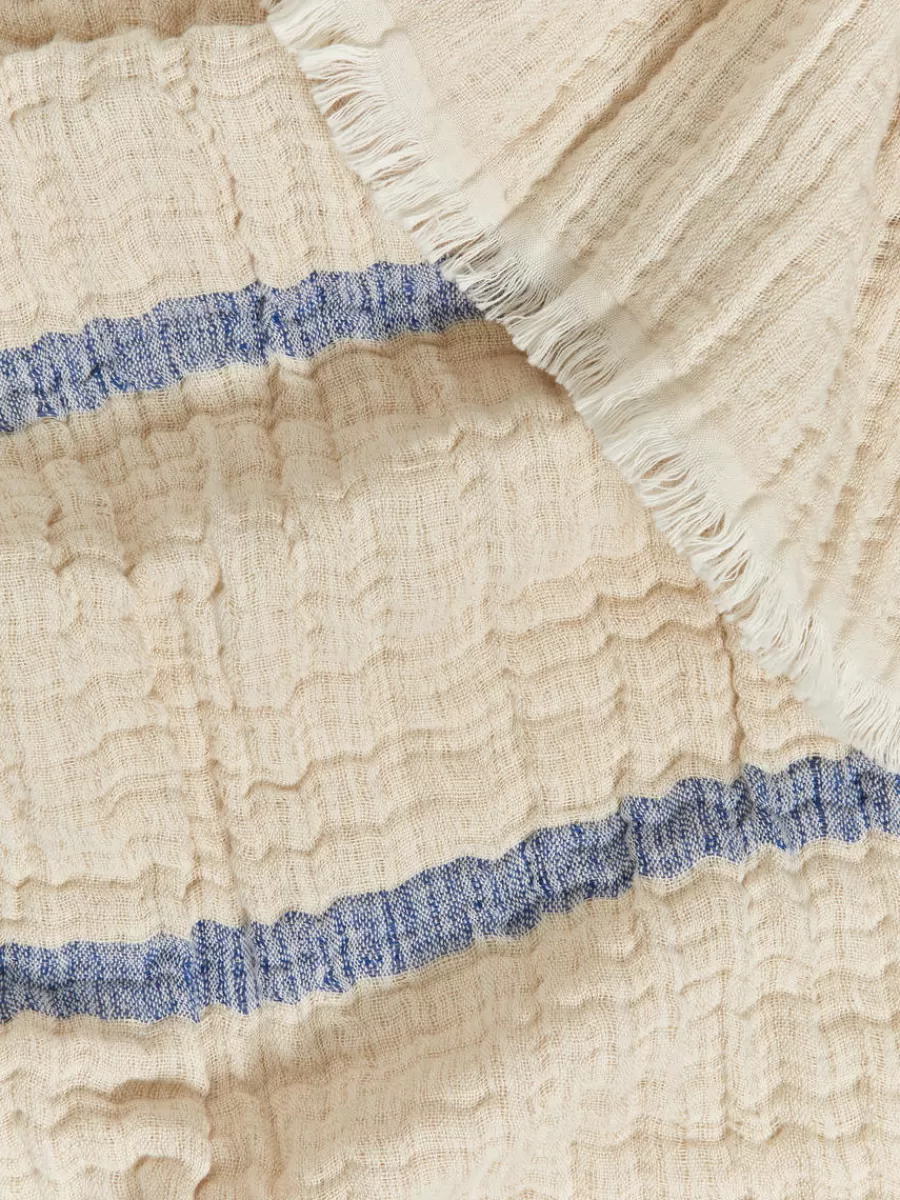 Fashion ARKET Crinkled Linen Blend Blanket Beige/Blue