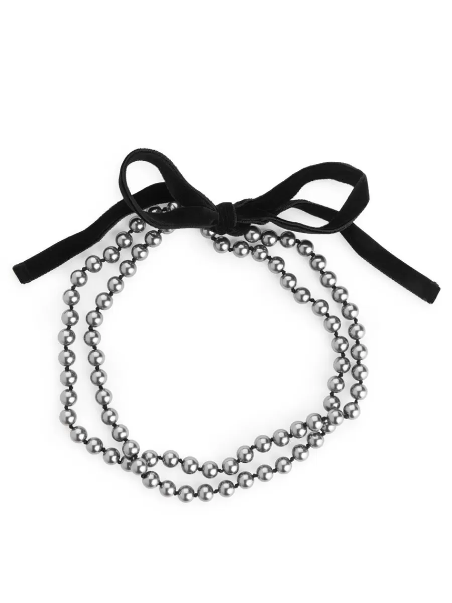 Discount ARKET Glass Bead Velvet Necklace Dark Grey/Black