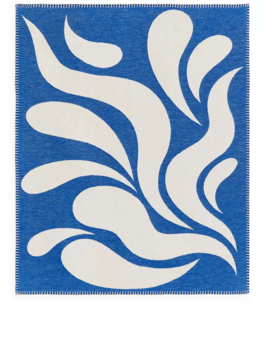Clearance ARKET Klippan Baby Blanket Bright Blue/Off White