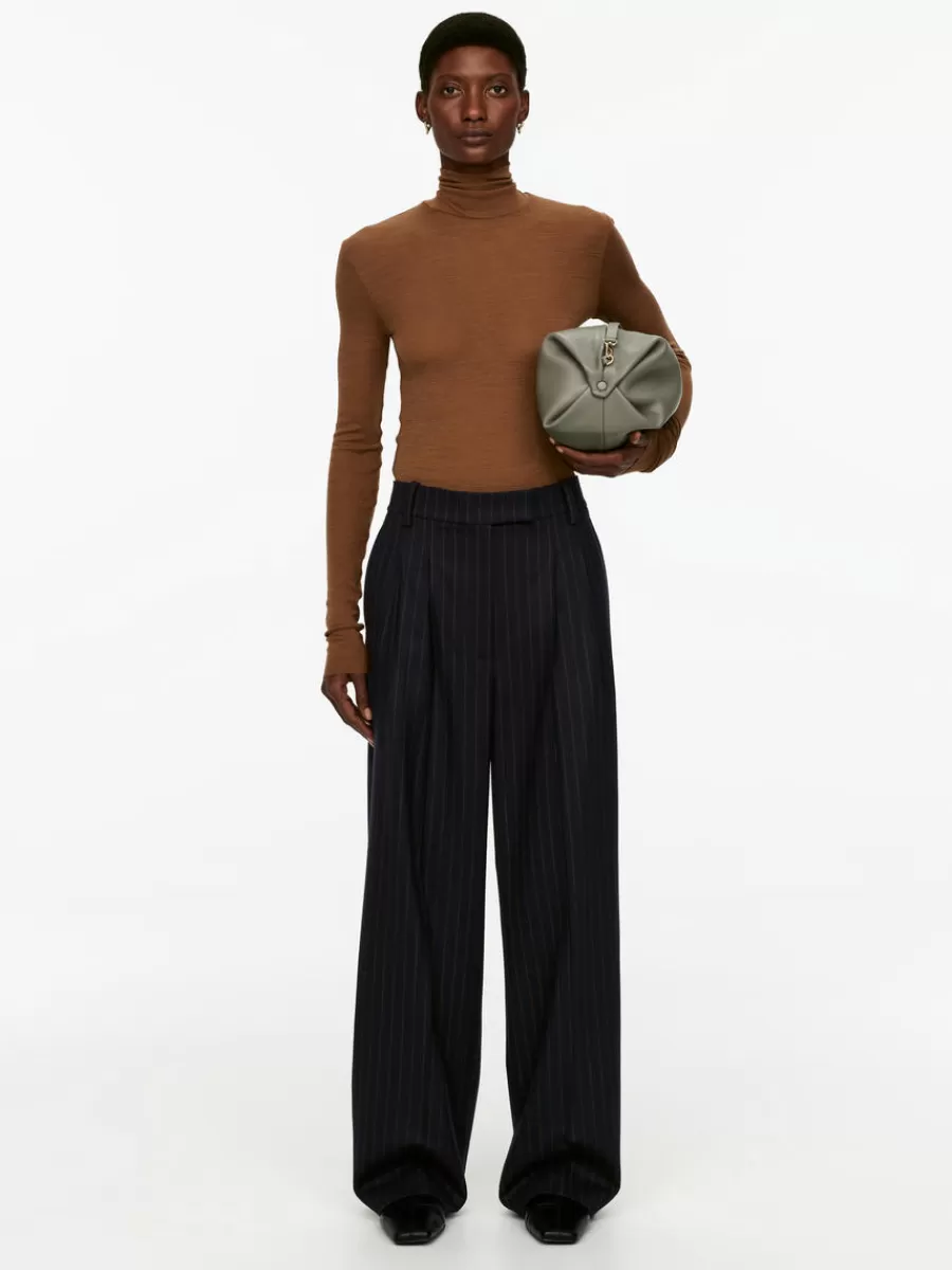 Fashion ARKET Relaxed Pleat Trousers Dark Blue