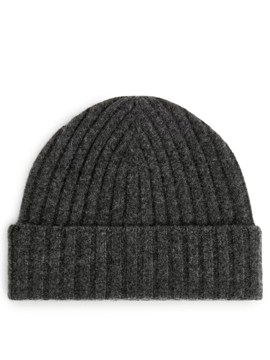 New ARKET Ribbed Merino-Blend Beanie Dark Grey Melange