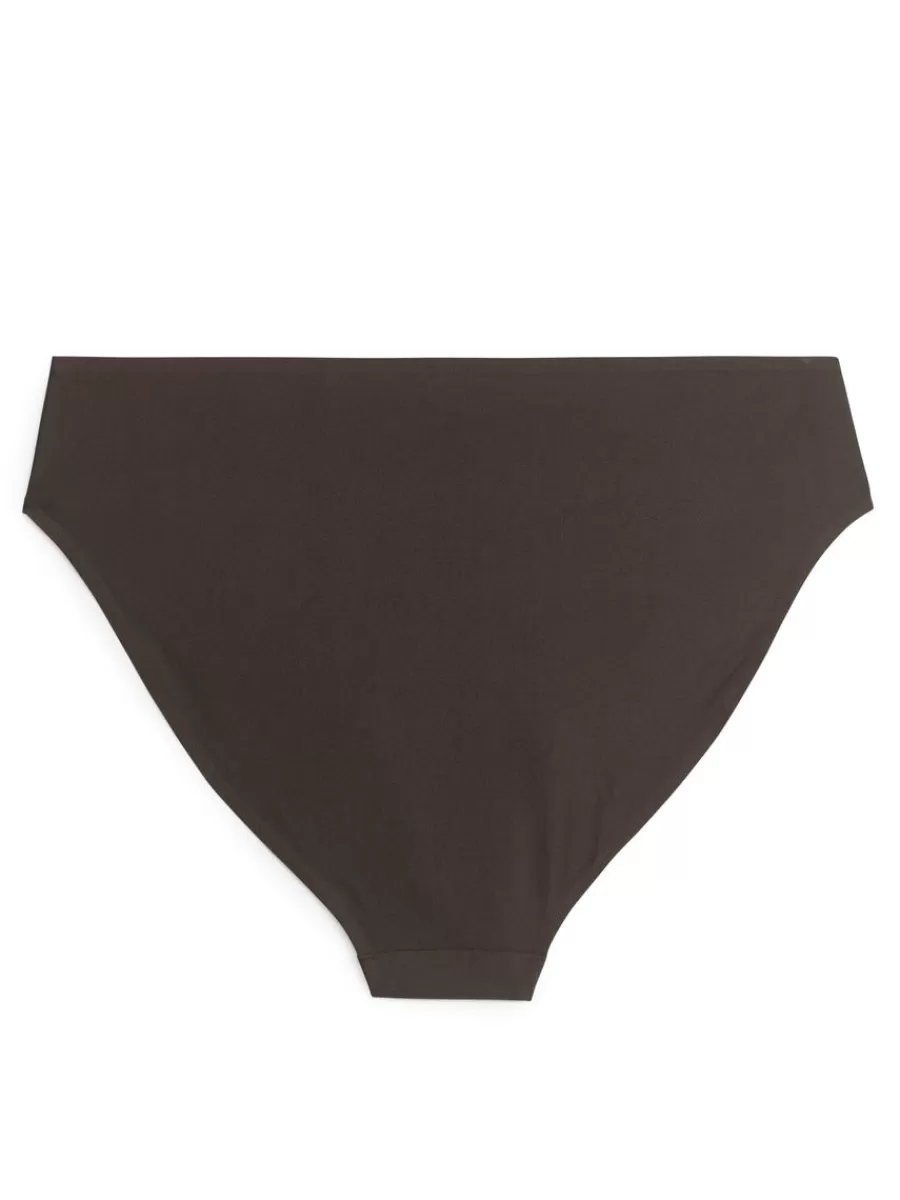 Discount ARKET Seamless Briefs Brown