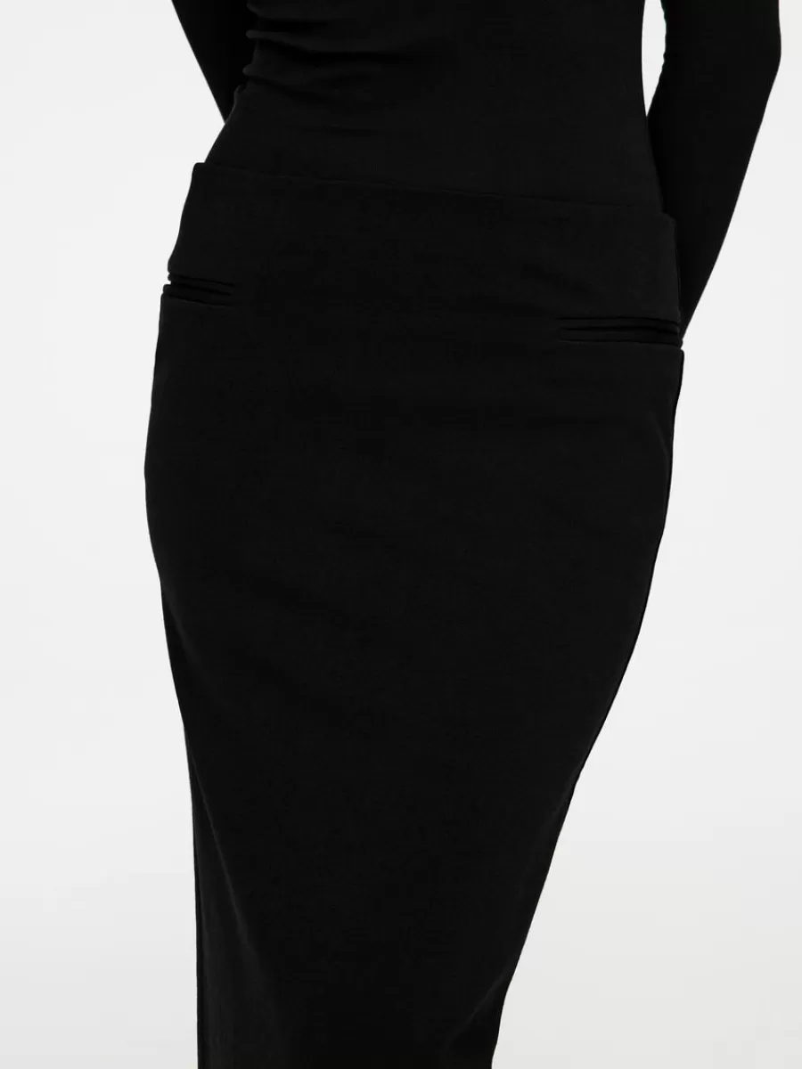 Discount ARKET Stretch Midi Skirt Black