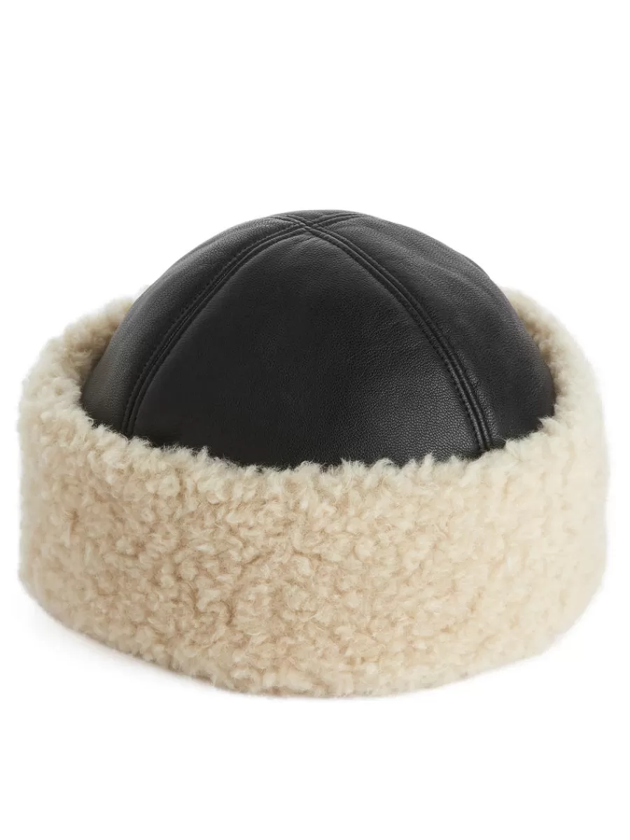 Sale ARKET Warming Leather Hat Black/Beige